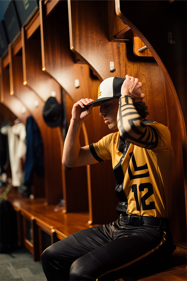 An image of a Luccini player in the locker room.